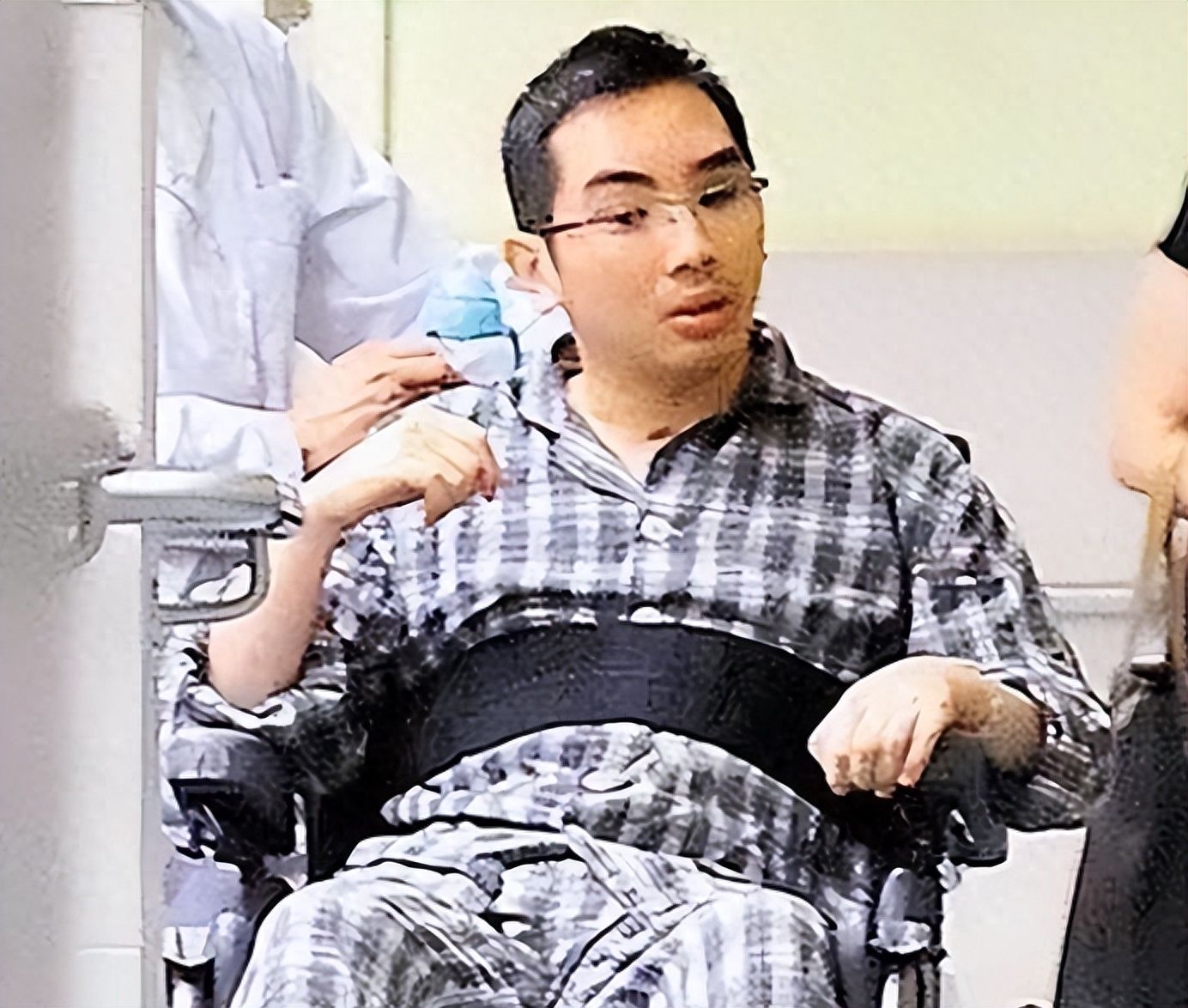 黎姿：事业鼎盛时退圈，只为嫁给残疾丈夫，如今婚姻状况如何了？ - 360娱乐，你开心就好