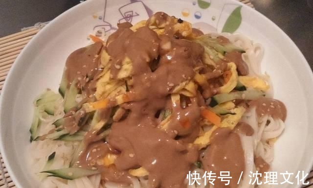 蛋皮丝|别再喝骨头汤了,它才是“补钙之王”,促进骨骼发育,孩子要多吃