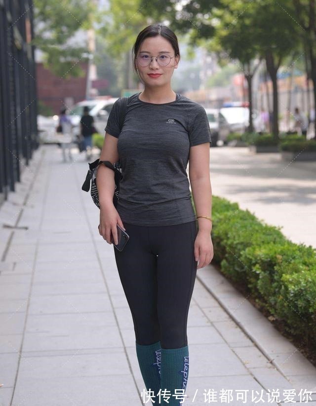 格纹 洋气甜美的瑜伽裤穿搭更显潮流气质,清爽优雅一步到位,婀娜多姿!