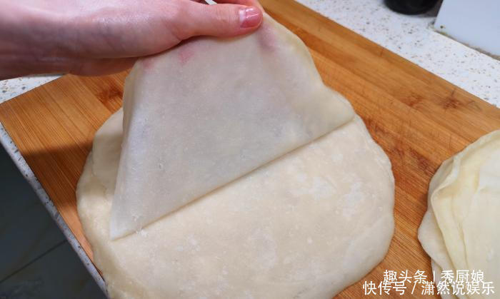 烫面|儿子迷上此面食,三天两头吃一次,不发面不烫面,上桌瞬间就扫光