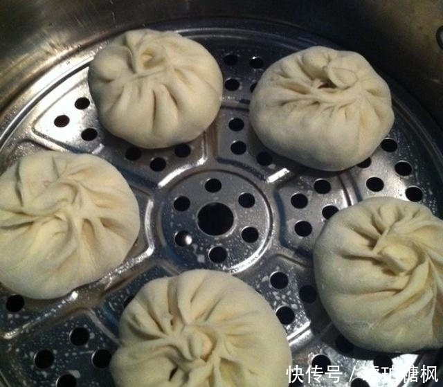 吃不完的包子,别急着放冰箱,教你一招,包子放半个月照样新鲜