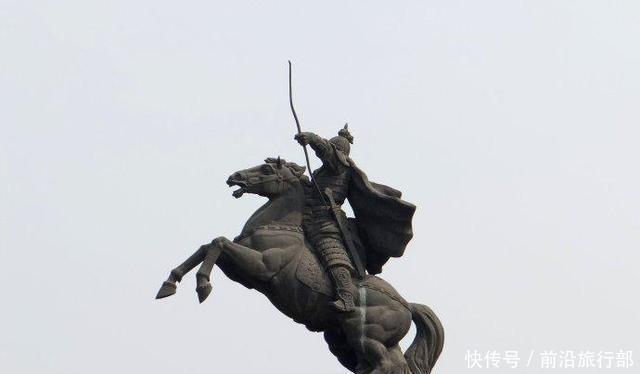 让自己|他在传位给自己的儿子之后又想反悔,最后被饿死在宫中