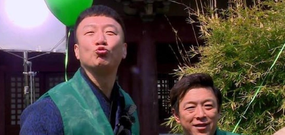 冯小刚炮轰孙红雷黄渤，不好好拍戏，去综艺节目装疯卖傻