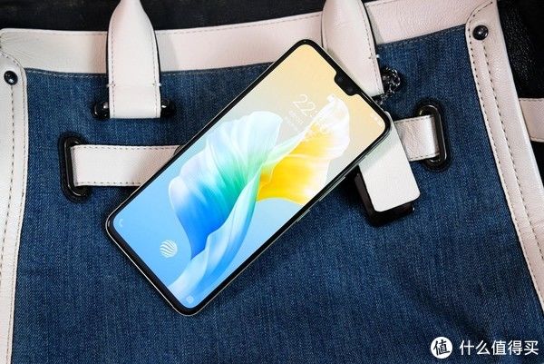 色艺双绝|前置双摄带来的自然美： 色艺双绝的vivo S10 Pro自拍旗舰手机