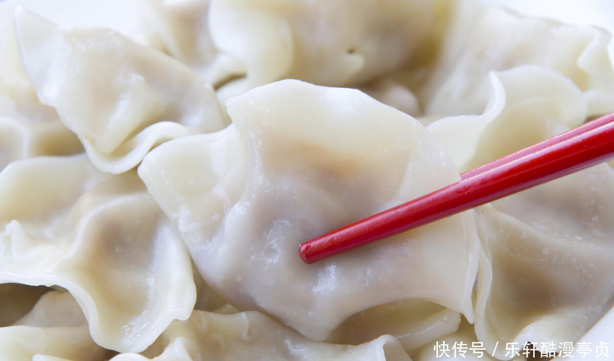 过年吃饺子,调馅很重要,谨记“4不放”,韭菜鲜嫩,饺子鲜美