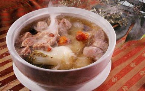 冬季进补那些事儿，千万不要再走进误区了