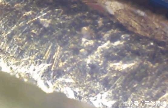 后才|男子将黄金放大100倍, 测试后才知道黄金贵在哪里