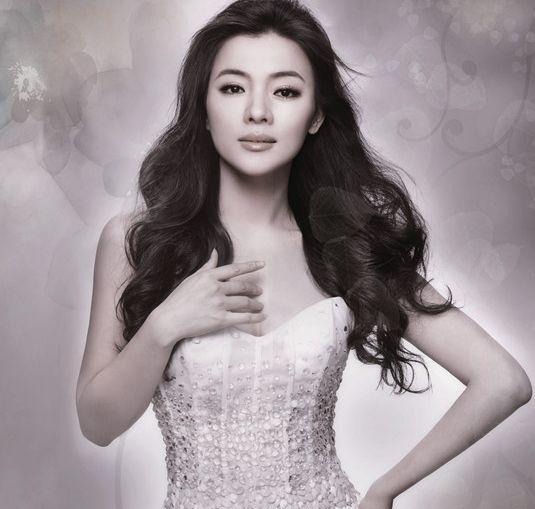 登上春晚|最美女歌唱家陈思思,由甜妹子,历炼为女汉子的人生