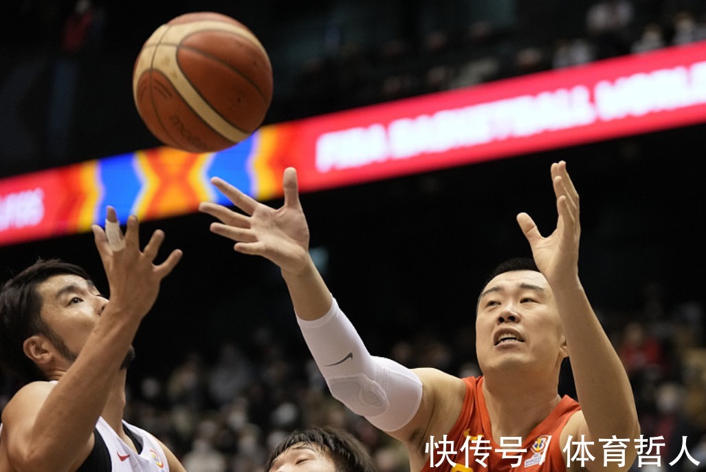 赵睿|中国男篮!有3人进步十分明显,2人表现低迷可以离开国家队了