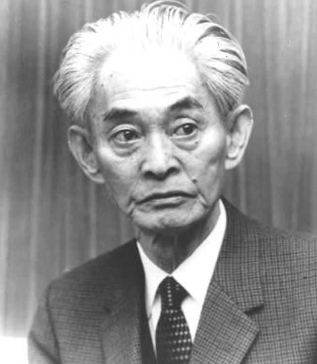 雪国&日本文豪川端康成,读完《雪国》十句名言,太向往那片雪白之乡啦