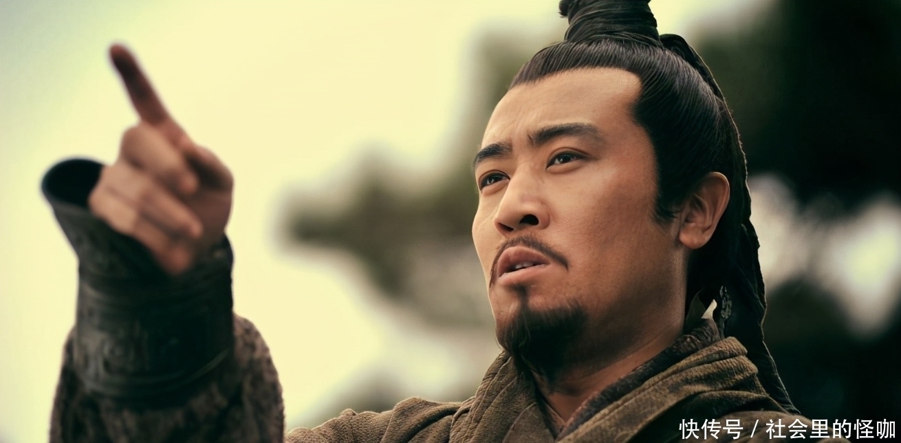 身边|赵云被坑了,关羽被害了,诸葛亮被骗了,原来刘备身边有卧底?