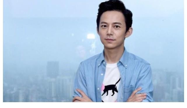 《快乐大本营》24年后停播：何炅留下吴昕转型，谢娜维嘉跳槽海涛退圈！