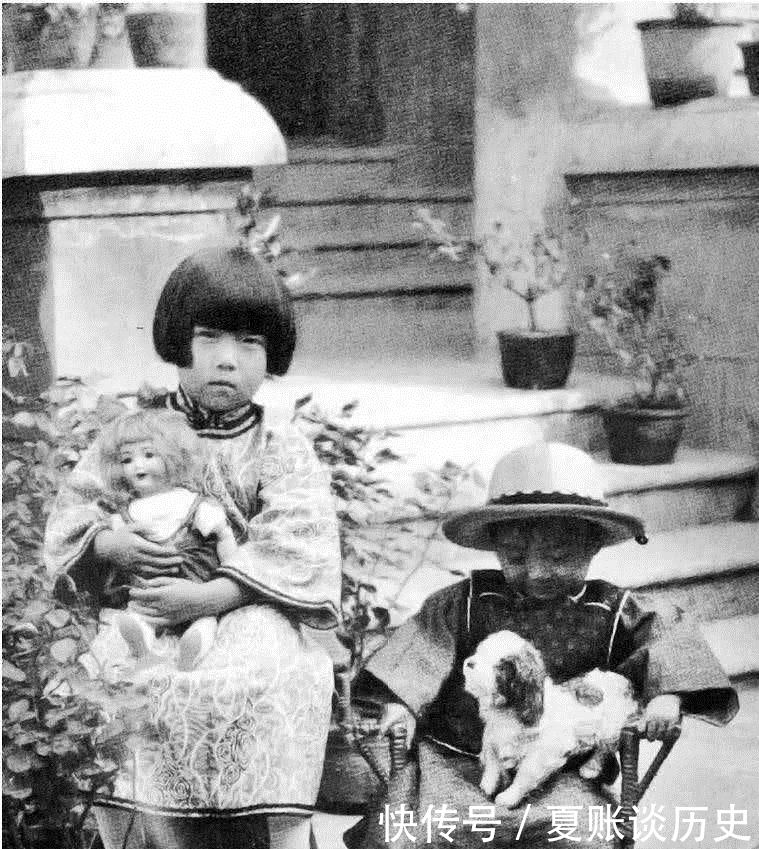 张爱玲|他是张爱玲的亲弟弟,爸爸不疼妈妈不爱,碌碌无为76载终生未娶