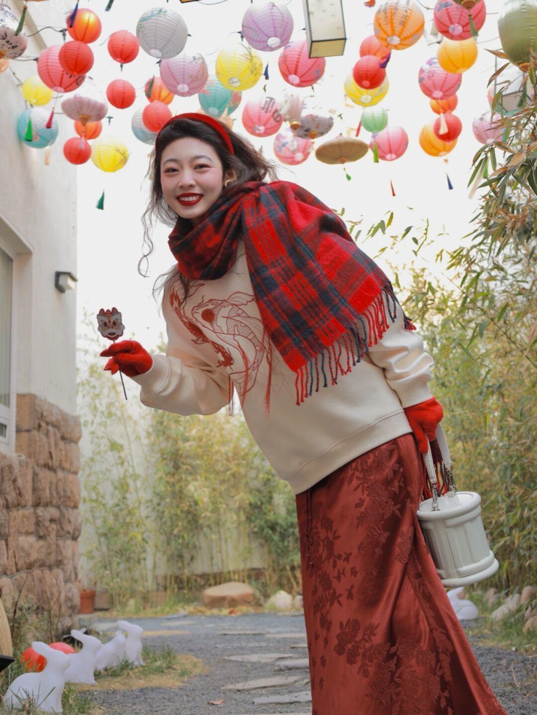 新年 这些才是“卫衣”的正确打开方式,简约宽松又有气质,时髦百搭