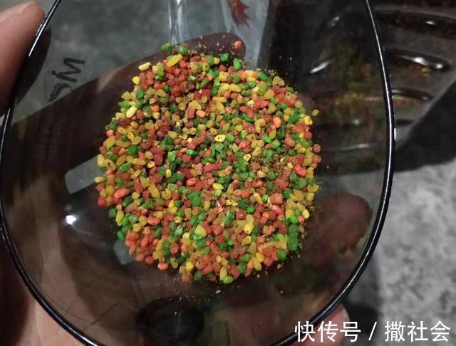 渔具店销量火爆的“三色米”，其实做法很简单，你上你也行