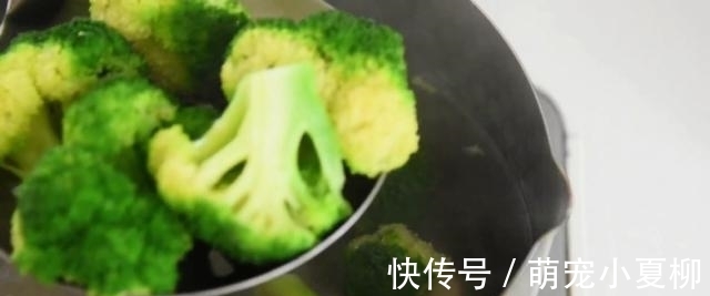 大厨|蚝油是一开始就放,还是最后放?大厨:放对了鲜十倍!难怪不好吃