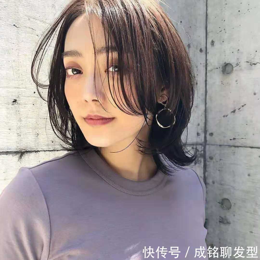 短发|女人过了四十,留短发要记住这“3不要”,不仅显脸大,还更显老