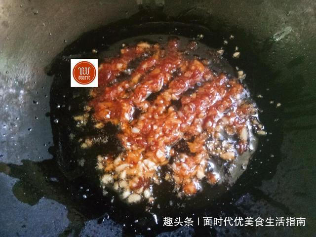 红烧茄子家庭做法,软嫩入味,鲜香适口,吃多少都不腻,快试试吧