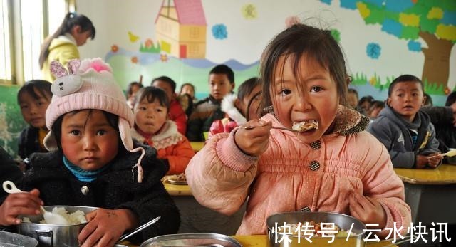 小弟弟|隔辈带娃不用心?观察了很多孩子,发现爷爷奶奶带娃有共同点