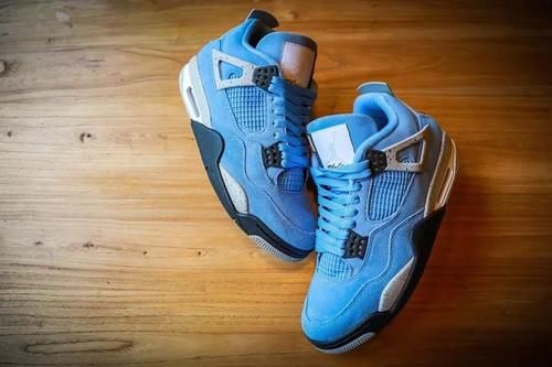 看完还不心动吗？！全新北卡 AJ4 最新实物图曝光！