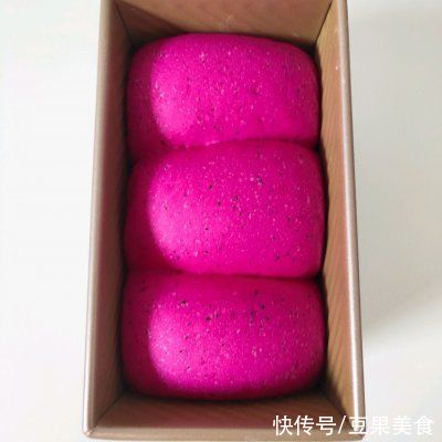 火龙果吐司|一发就可以‖超级简单的火龙果吐司