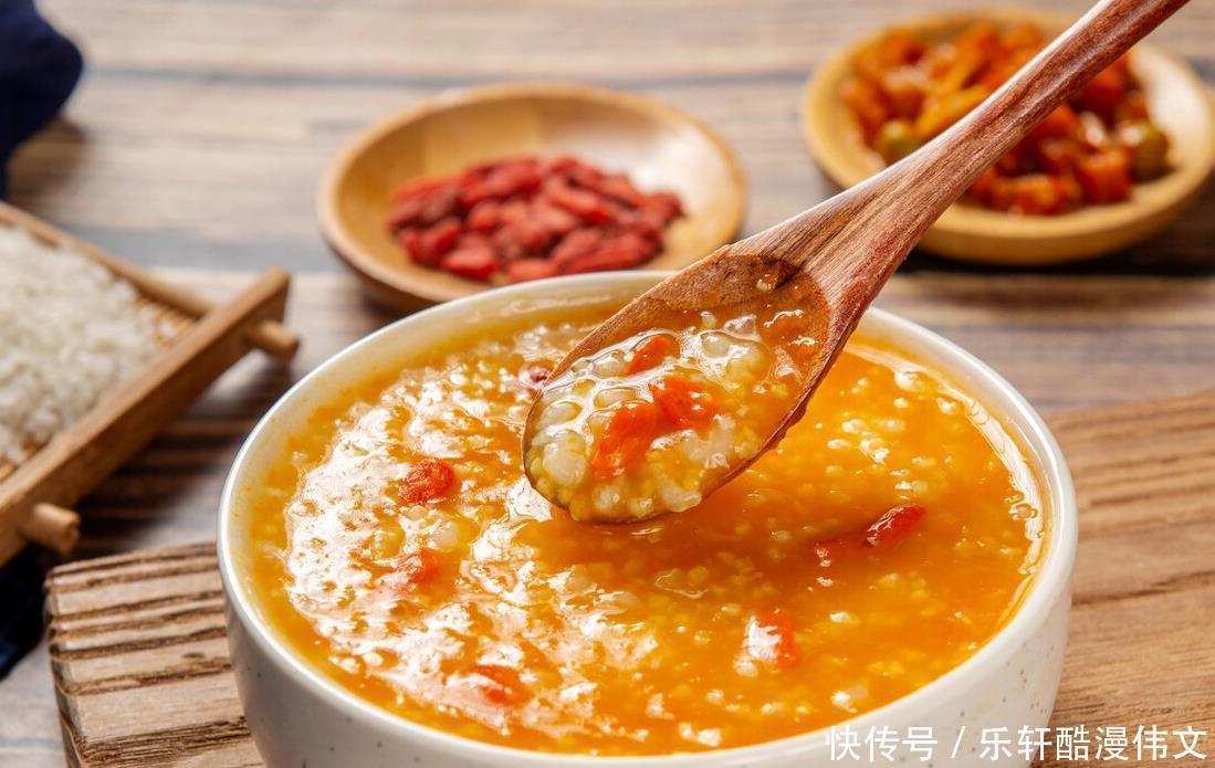 米油|熬小米粥时,牢记2个技巧,小米又香又浓稠,太好喝了