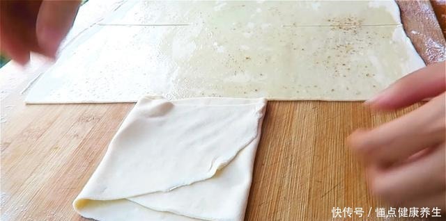 十元一斤的酱香饼,教你在家自制,外酥里软,学会再也不用买