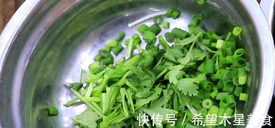 菠菜|家常鸡蛋汤看似简单,原来也有小技巧,才能原滋原味,酸爽开胃!