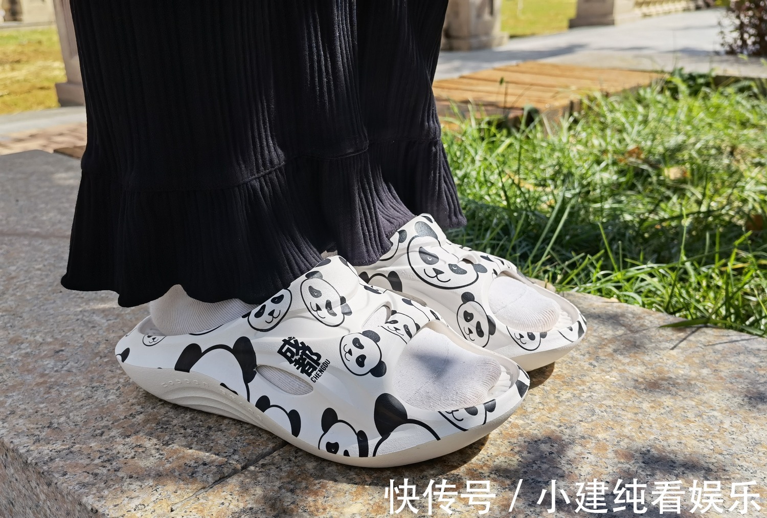 鞋底 穿拖鞋运动?你没看错,这款咕咚舒缓鞋居然还真潮啊
