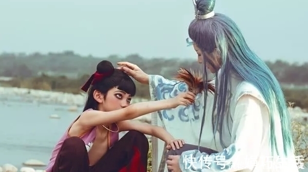 哪吒敖丙cos|哪吒敖丙cos:海边踢毽子画面很“唯美”,网友:心疼他们的脚!