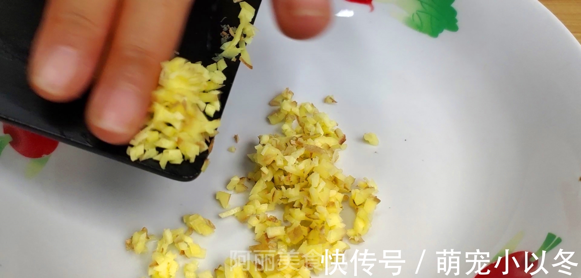 泡水|生姜和茶叶一起泡水喝，作用真是厉害，解决了很多人的大问题