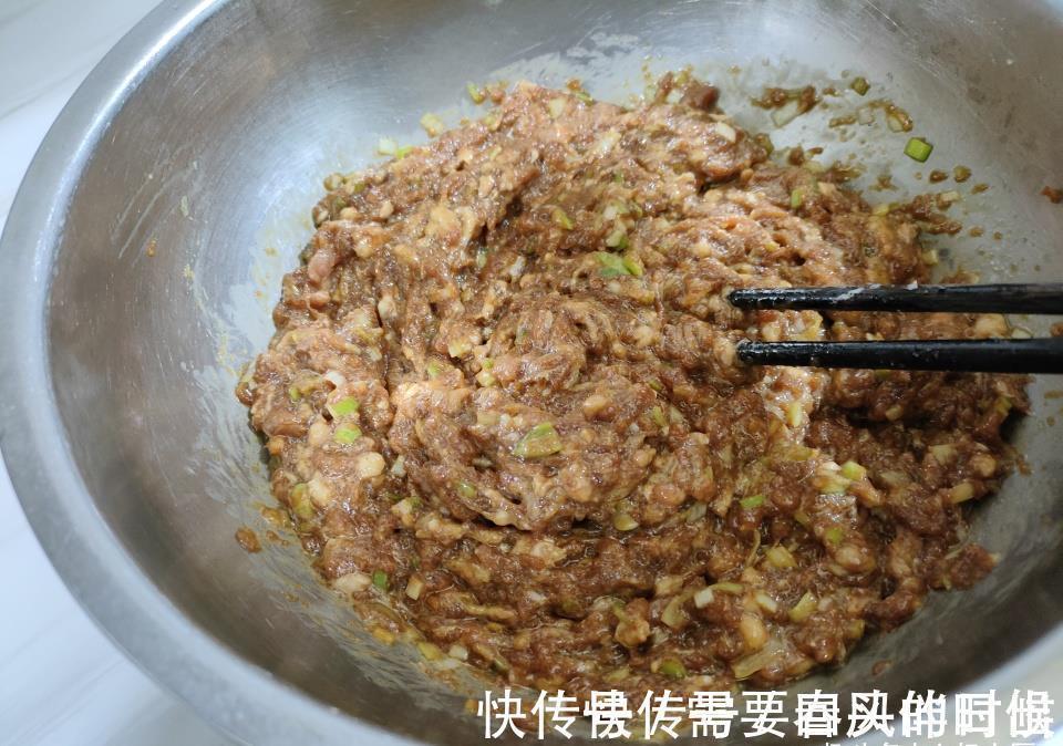 包子|秋季吃包子饺子,啥菜做馅都不如吃瓜,不值钱,润肺排毒还不燥