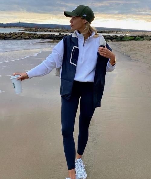 早春不建议单穿卫衣，换个穿法会更美更时髦，值得借鉴