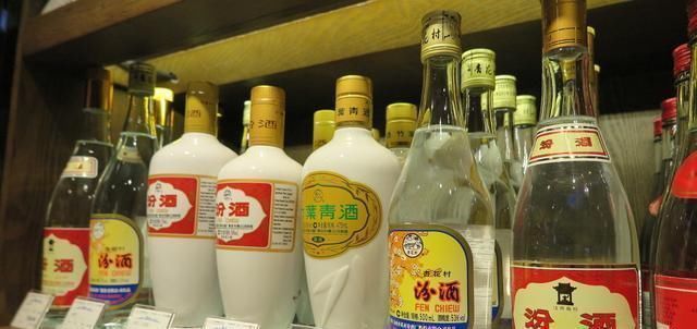 酱香|白酒香型哪种最好反正茅台的酱香都抵不过它,入口生津余味无穷