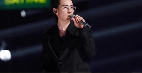 张淇|《披荆斩棘》里的3位“隐形人”，咖位小没综艺感，很难出头