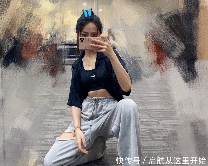 首秀|THE9成团首秀来袭,谢可寅晒出训练照,我却在留意喻言的动作