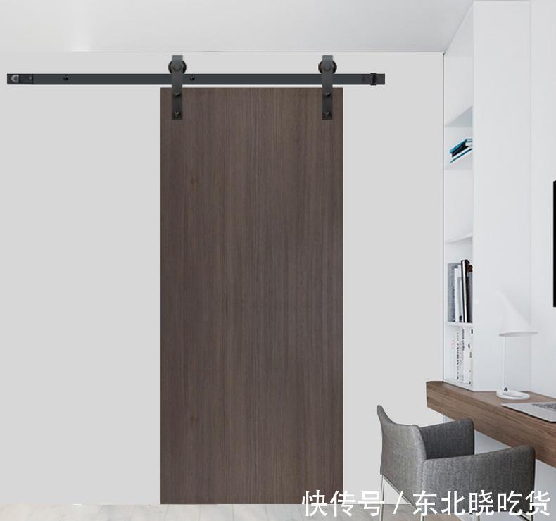 改装|95后美女爆改20㎡破小出租屋,改装成住不起的样子!