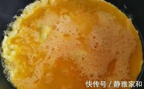 腥味|炒鸡蛋时,最忌讳加油,学会这样做,鸡蛋鲜嫩好吃,还没有腥味