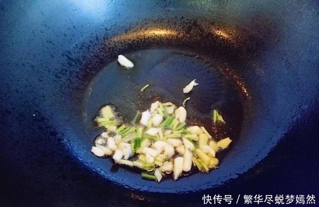 补气|此物被称作“天然黄体酮”,配上鸭血适合女人吃,养血补气还护肤