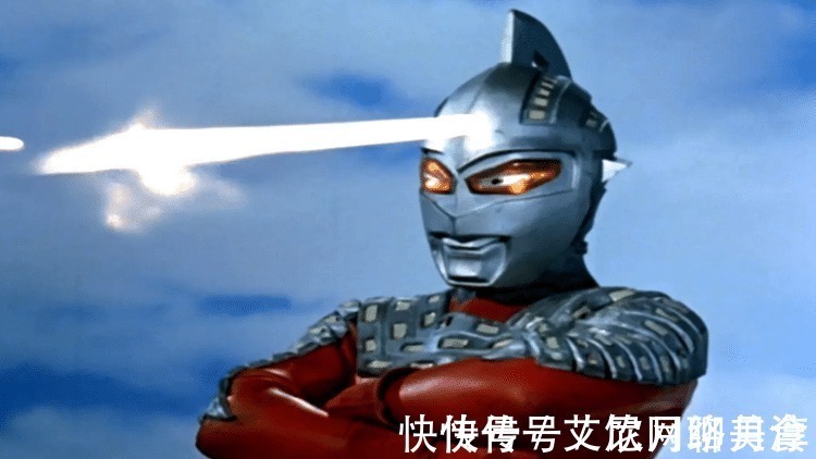 赛文奥特曼|赛文是最敬业的奥特曼?到处跑着打怪兽,赛罗不知道父亲是谁!