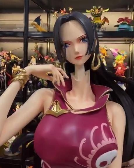 土豪们|孩子损坏手办，家长扔下200，受害者做法亮了，看熊孩子哭放心了