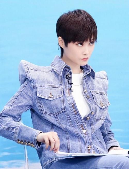 热综《王牌对王牌6》明日收官录制，李宇春携《青春有你3》热门选手亮相