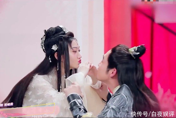 回归|《快本》开播24周年，谢娜发博晒名场面，节目组喊话：等你哦