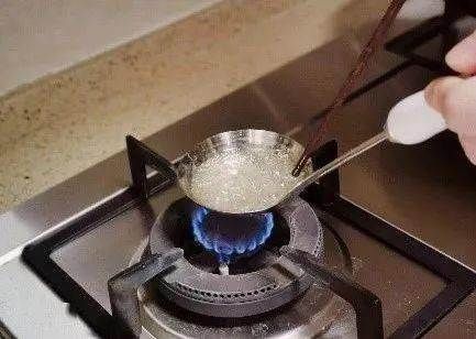  【积医科普】一勺甜甜蜜 解决祖孙排便烦恼