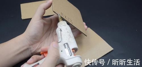 纸板|你家有空纸箱吗?改造一下,放在家里真实用,家人见了抢着要用