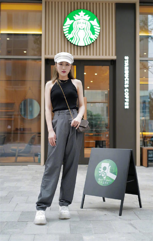 版型|奶奶裤又“卷土重来”了！今年流行这样穿，既洋气不挑身材还时髦