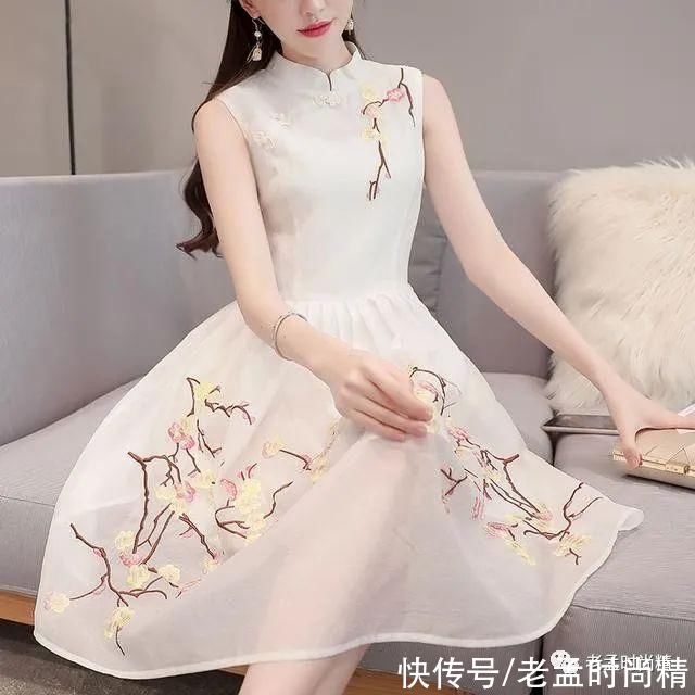 旗袍裙|夏季配上中国风复古旗袍裙，美疯了