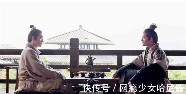 李白&李白受到山东儒生嘲讽,内心抑郁写下一首诗,至今已成骂人的绝唱