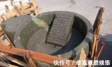 古代人怎样洗衣服?用到一种东西,是为最早的洗衣粉!