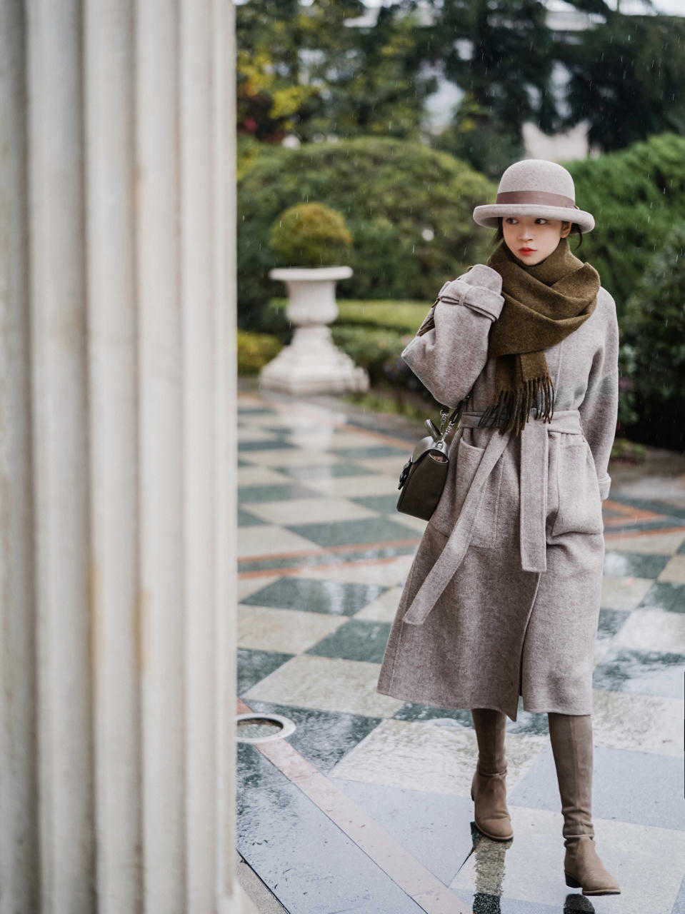 膝盖|初冬的正确打开方式,大衣+靴子才是王炸组合,简直太保暖